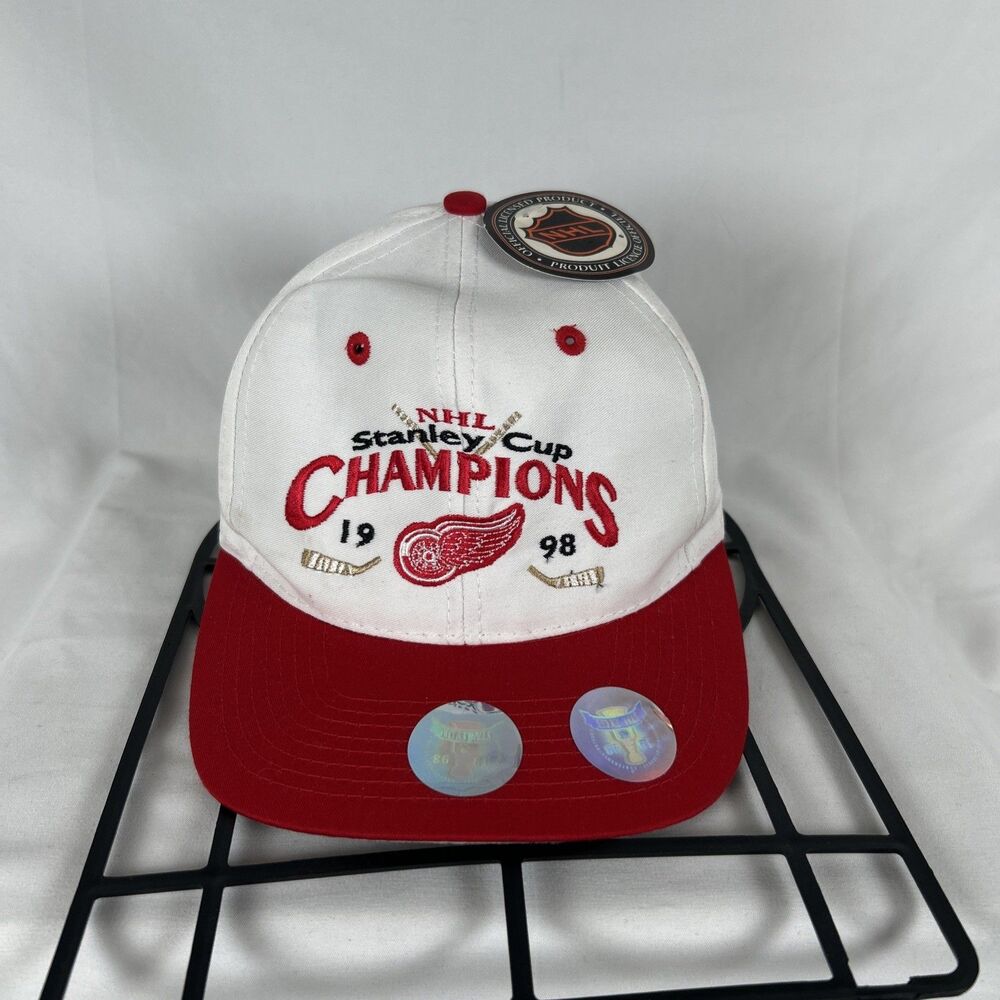 Detroit Red Wings 1998 Stanley Cup Vintage Logo 7 Snapback Cap Hat